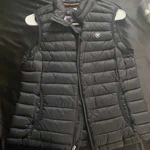 Women’s black Ariat vest ! Hardly used